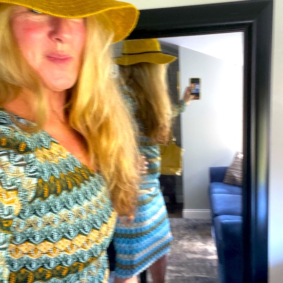 miami Dresses & Skirts - Miami Dress green and Gold blue Midi Dress Size Large